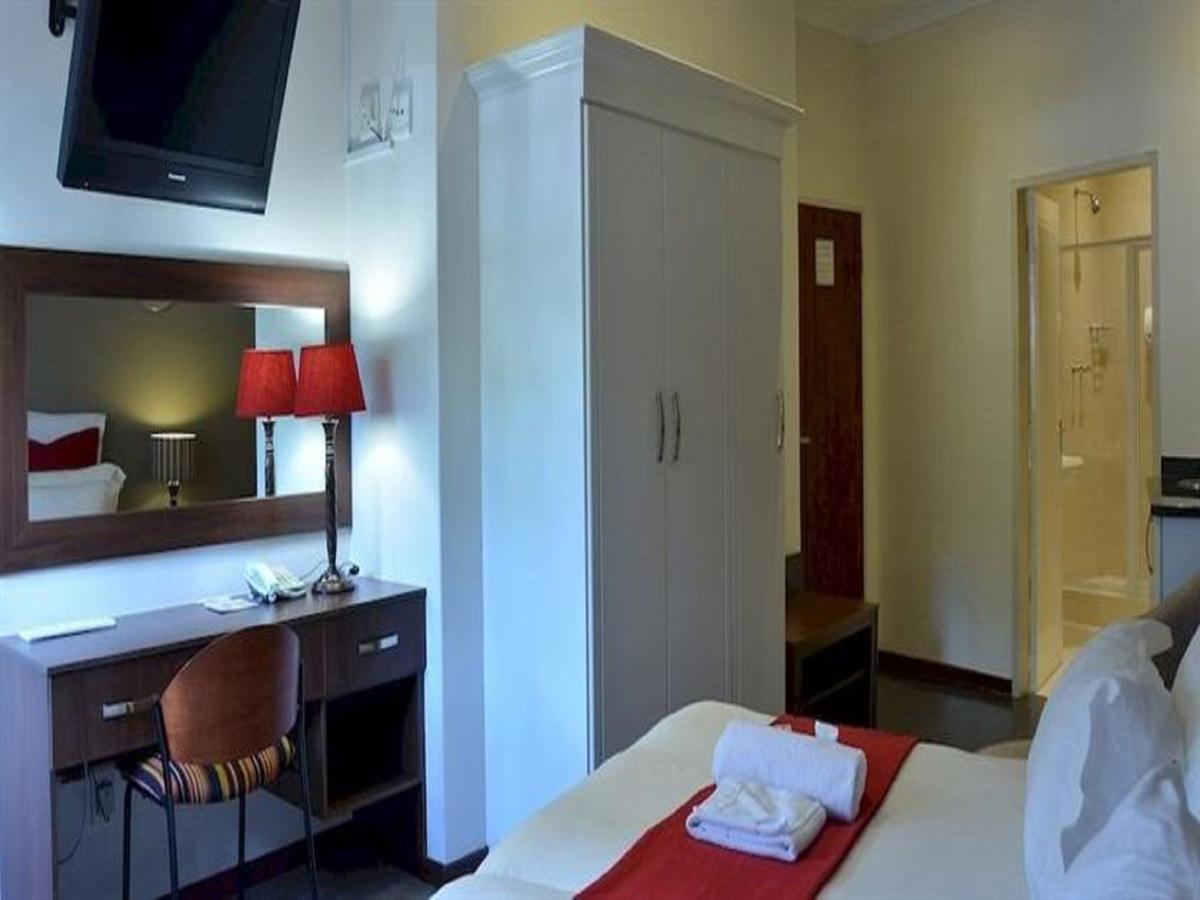 Constantia Hotel And Conference Centre Мидранд Екстериор снимка