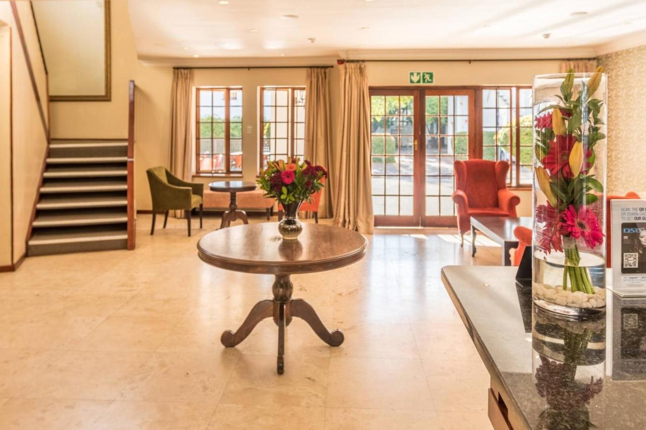 Constantia Hotel And Conference Centre Мидранд Екстериор снимка