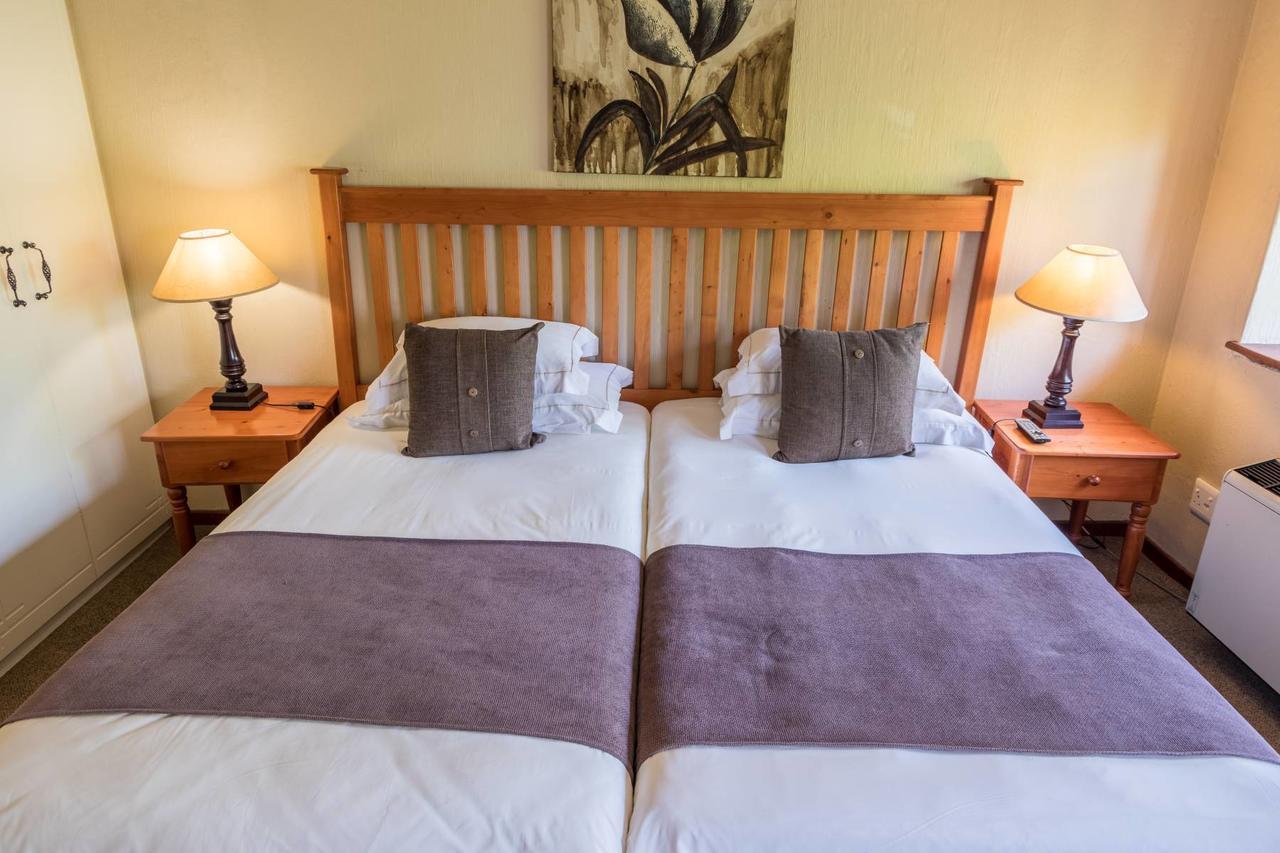 Constantia Hotel And Conference Centre Мидранд Екстериор снимка